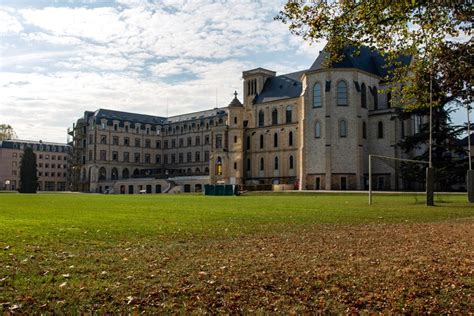 Lycée privé Sainte.